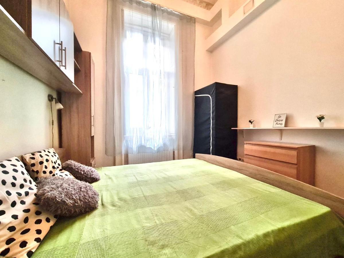 Ricky Apartment Budapest Exterior foto